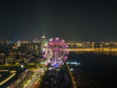 江西南昌之星摩天轮夜景航拍图