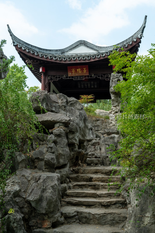 上海青浦朱家角古镇课植园