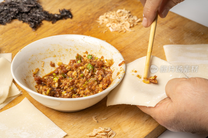 中国传统特色传统小吃清水馄饨