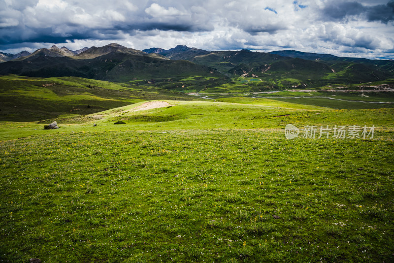 川西格聂草原自然风景