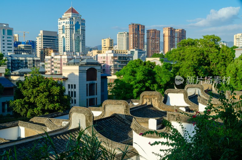 福建省福州市于山风景区俯瞰鼓楼区城市风光