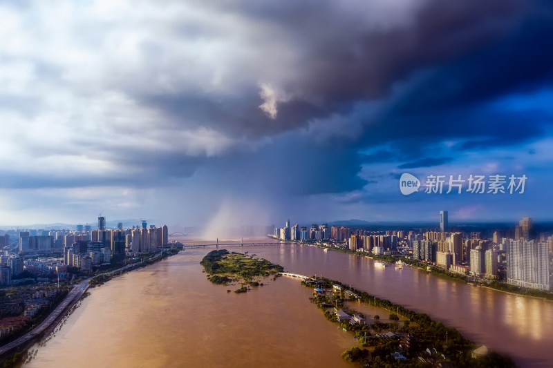 雨季的湘江风暴