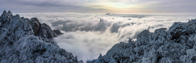 河南老君山清晨雪后云海日出航拍