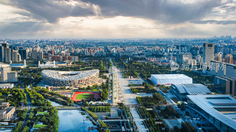 北京奥林匹克公园 鸟巢与水立方的壮丽景观