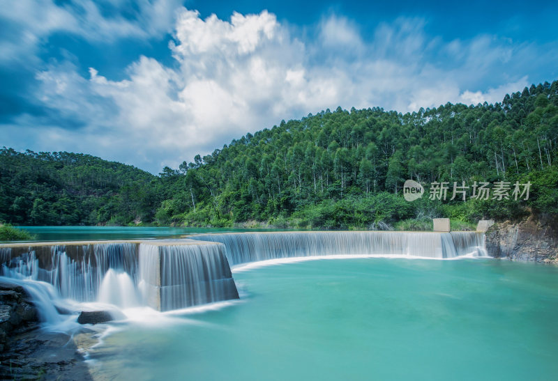 陆丰市半月湾 汕尾半月湾 广东景点瀑布