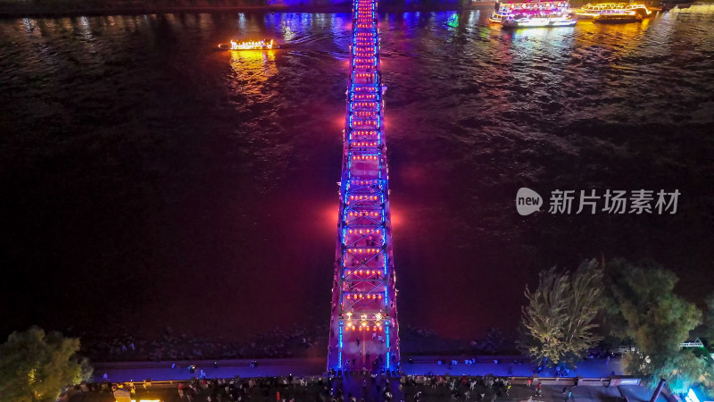 甘肃兰州中山大桥夜景灯光航拍图