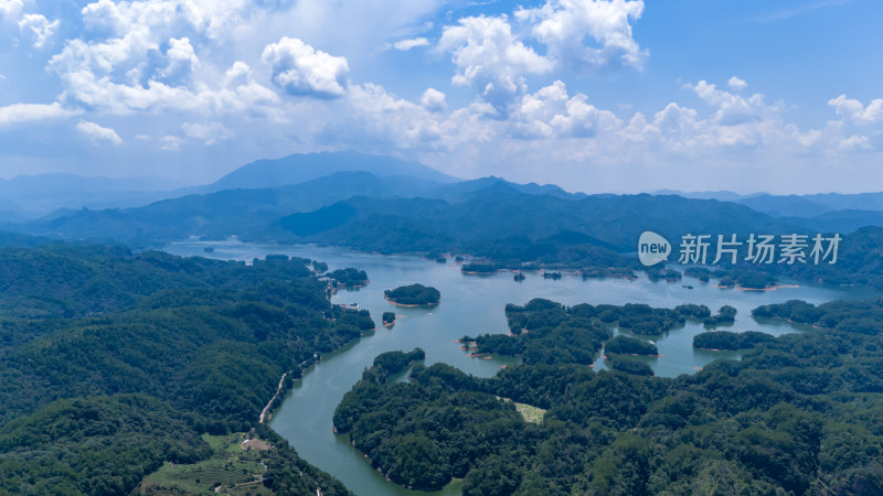 福建泰宁大金湖丹霞地貌航拍图