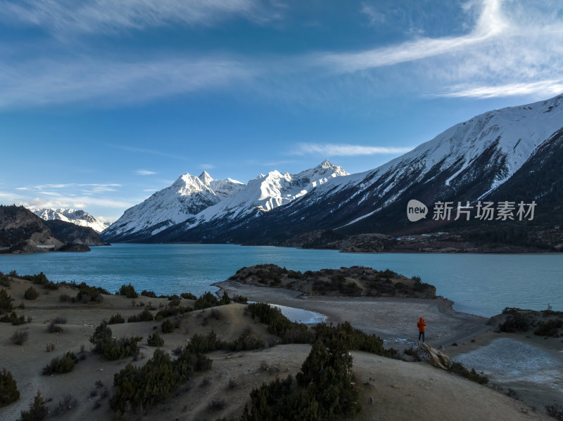 西藏昌都然乌湖来古雪山冰湖高空航拍