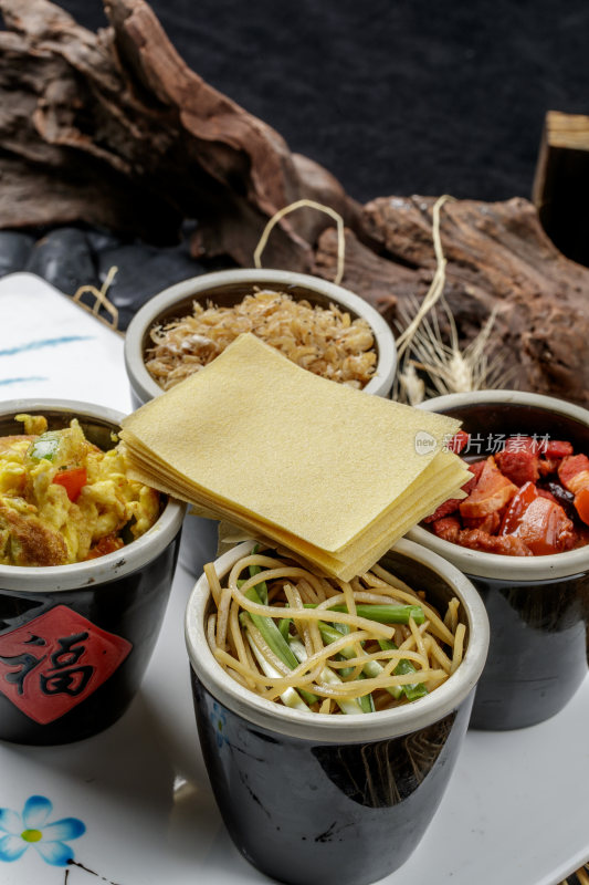 传统晋菜豆面煎饼四大缸