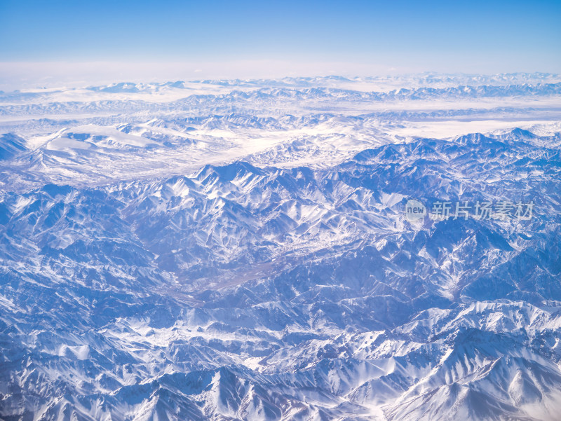 冬季中国新疆天山山脉