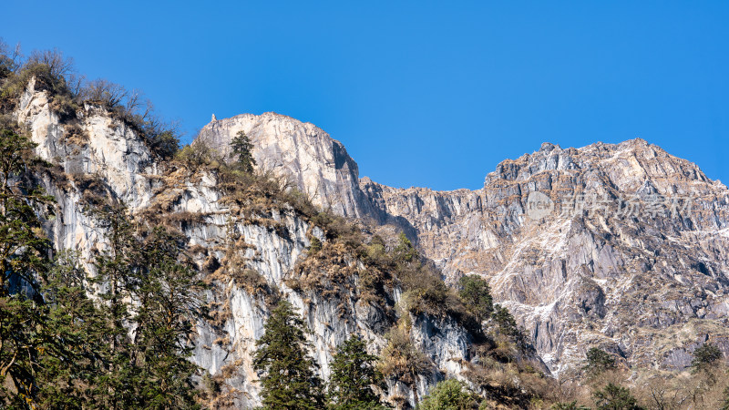 四川甘孜海螺沟景区冬季众多高山特写