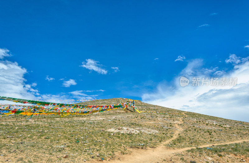 西藏纳木措旅游景区山景风光