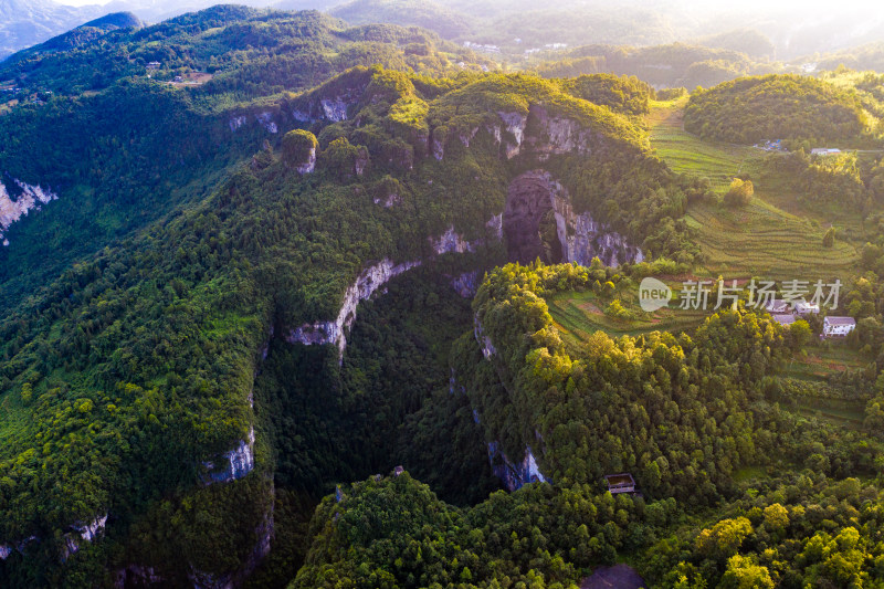 重庆武隆天坑天生三桥