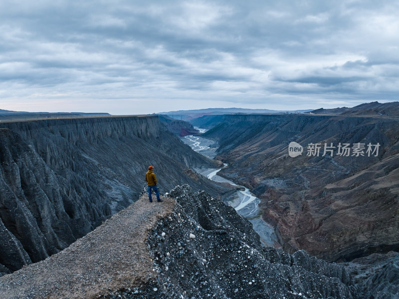 新疆安集海大峡谷