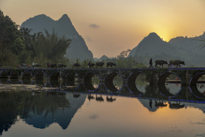 广西靖西鹅泉风景区