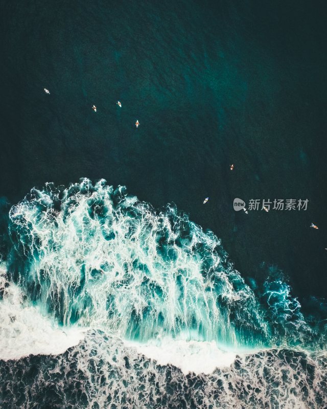 大海浪花巨浪浪潮汹涌海浪波涛汹涌