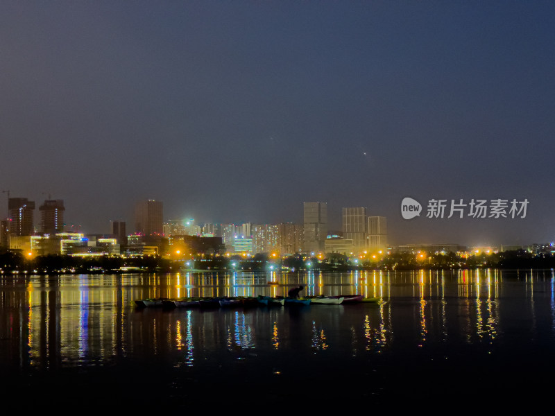 成都兴隆湖城市风光夜景天际线