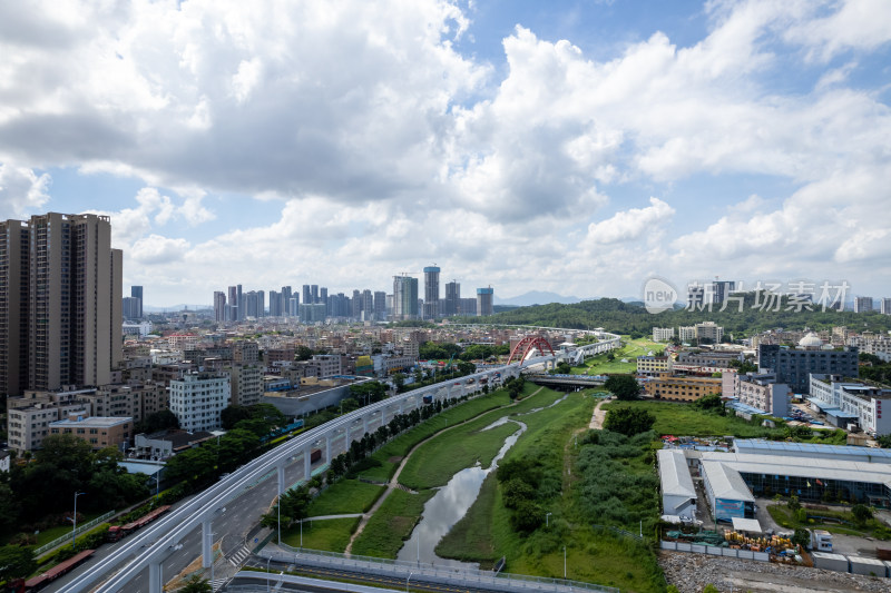 深圳坪山云巴1号线龙背站