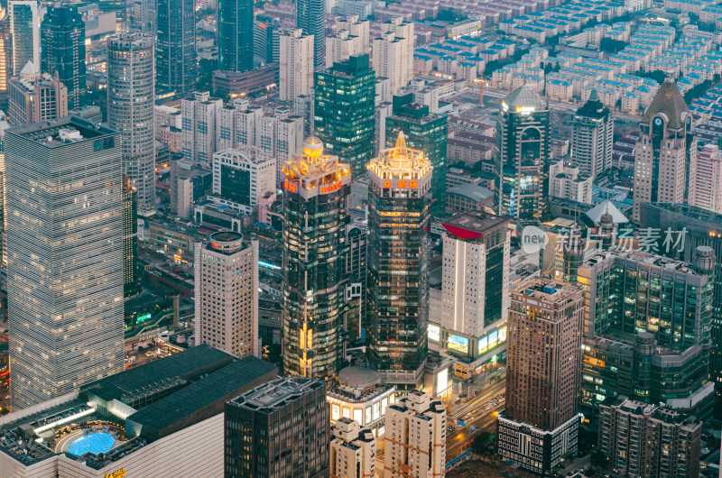 中国上海高视角黄昏风光