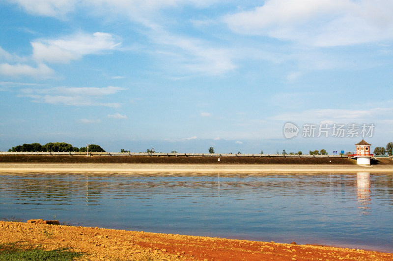 风景湖泊天空三岔湖