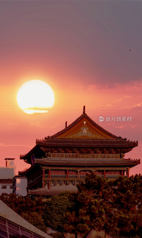 西安鼓楼古建筑夕阳下全景