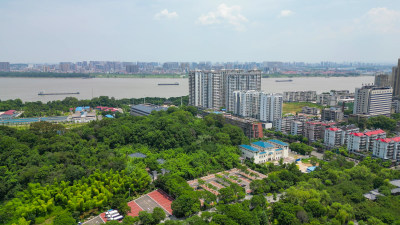 航拍湖北鄂州西山风景区古灵禅寺