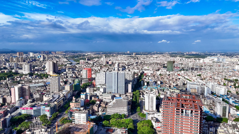 玉林城市大景城市全景航拍图