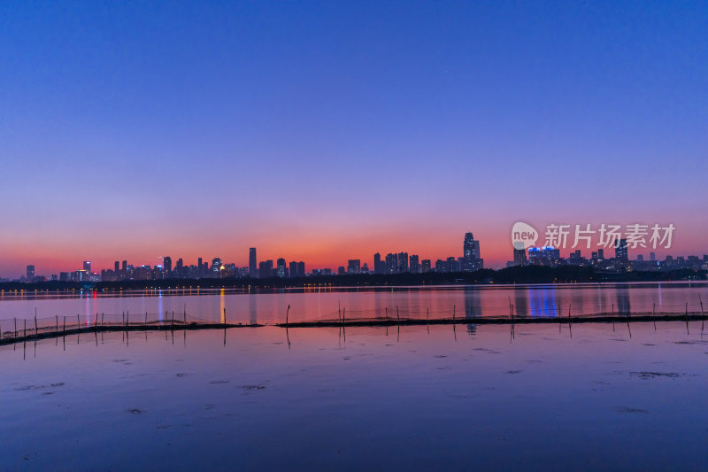 武汉东湖风景区晚霞