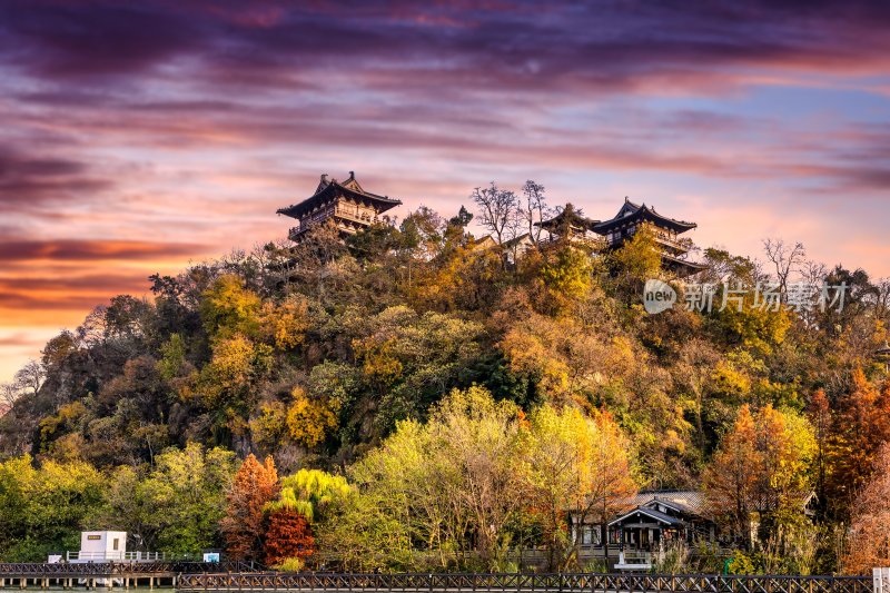 江苏省镇江北固山风景区的秋天风光