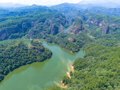 大好河山青山绿水大金湖航拍图