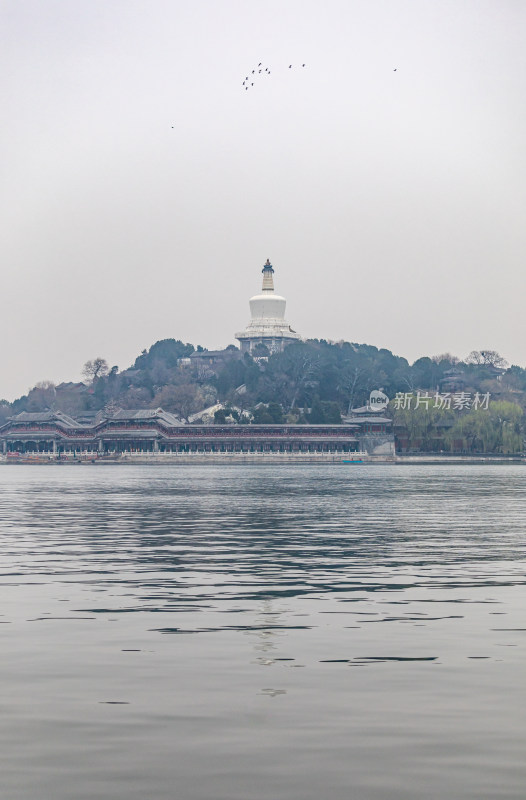 北京北海公园白塔建筑景观