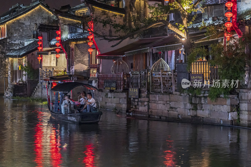 浙江嘉兴西塘古镇江南水乡夜景