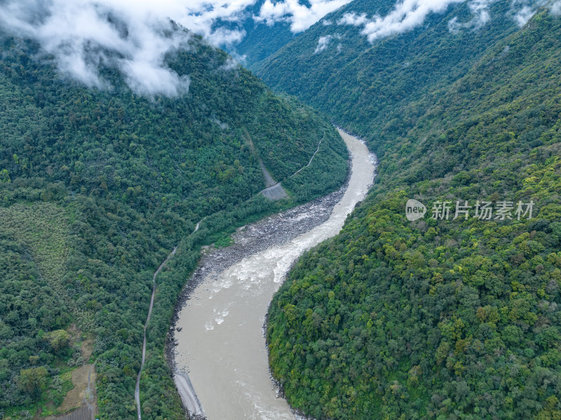 西藏林芝莲花圣地墨脱热带雨林云雾高空航拍