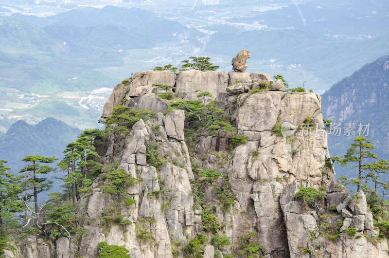 黄山松崖绝壁 猴子观海 险峻山峦 峰峦叠嶂