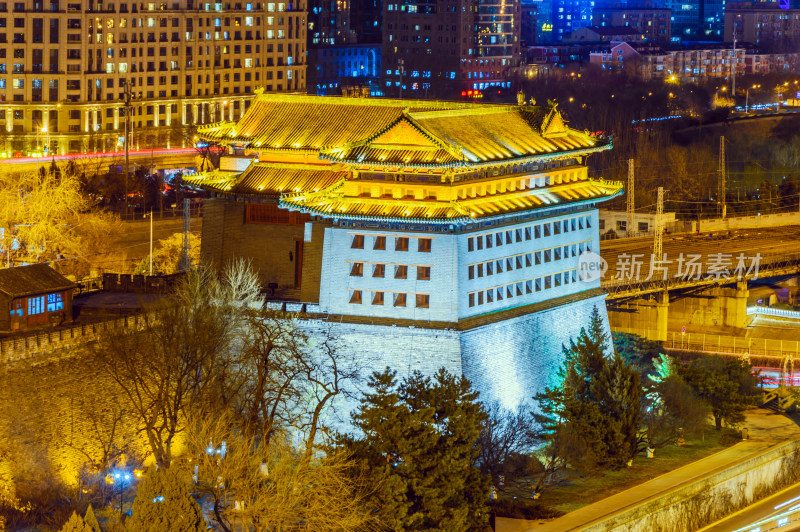 北京国贸与明城墙遗址车流城市夜景