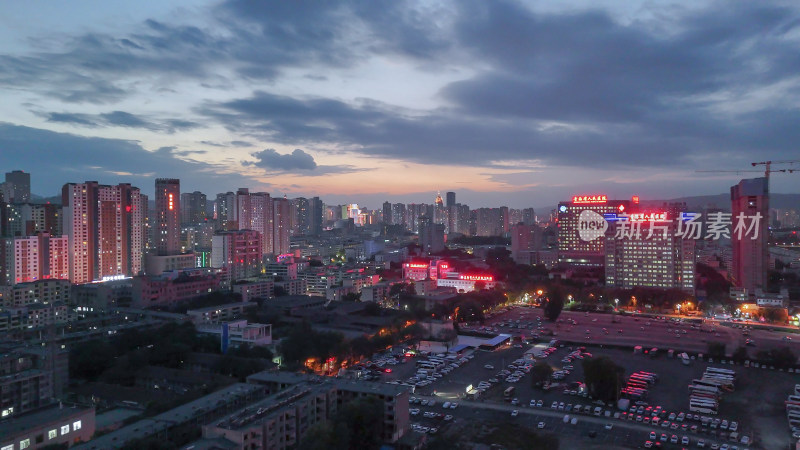 青海西宁夜景西宁建设航拍