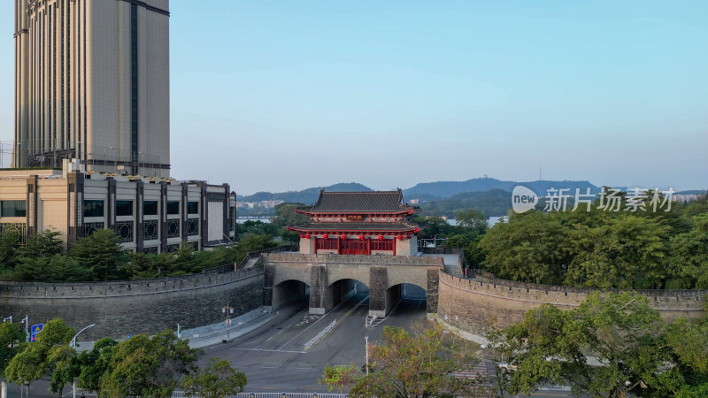 航拍广东惠州朝京门地标建筑