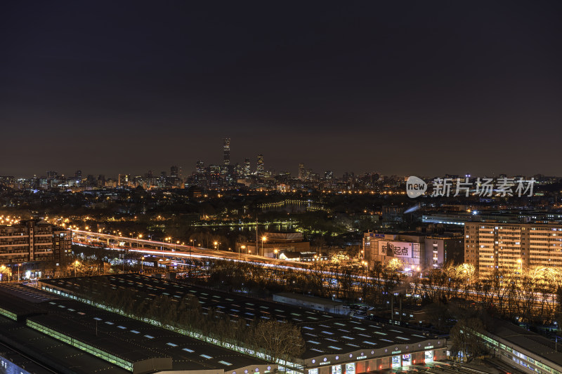 北京城市夜景俯瞰灯火通明的建筑群