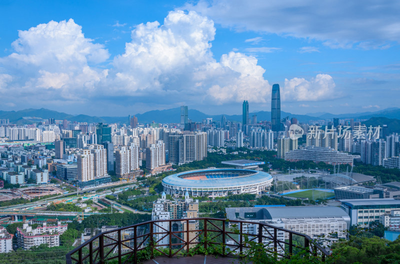 深圳笔架山顶看罗湖CBD城市高楼建筑全景