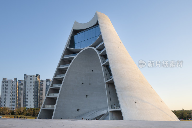 烟台开发区新地标时光塔建筑风光全景