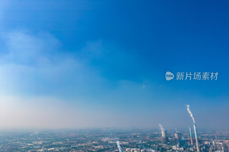 广东茂名城市风光中石油航拍摄影图