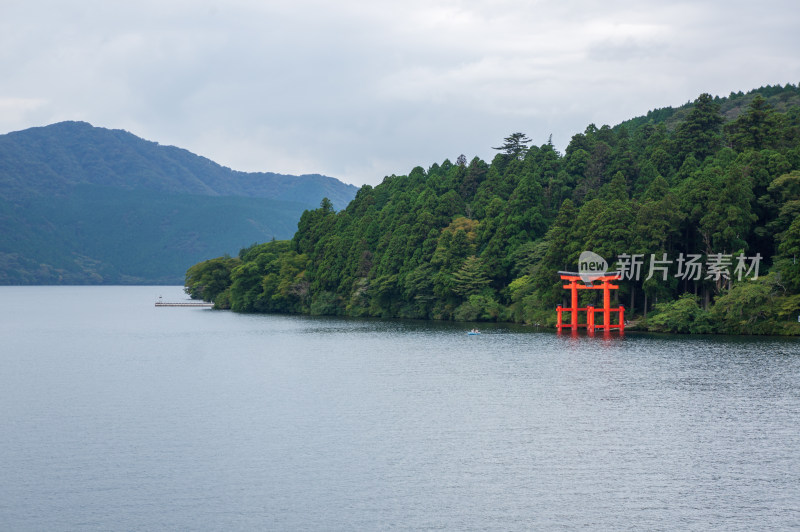 日本箱根芦之湖风光