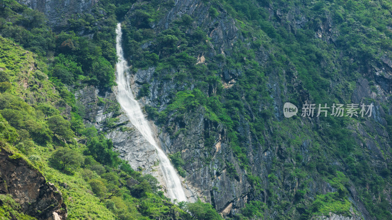 丽江虎跳峡高路徒步