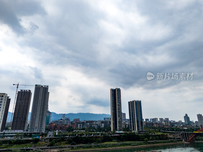 四川宜宾城市风光天空航拍图