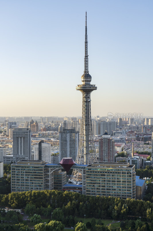 哈尔滨夜景地标性建筑龙塔