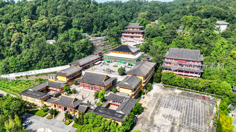 航拍湖北鄂州西山古灵泉寺