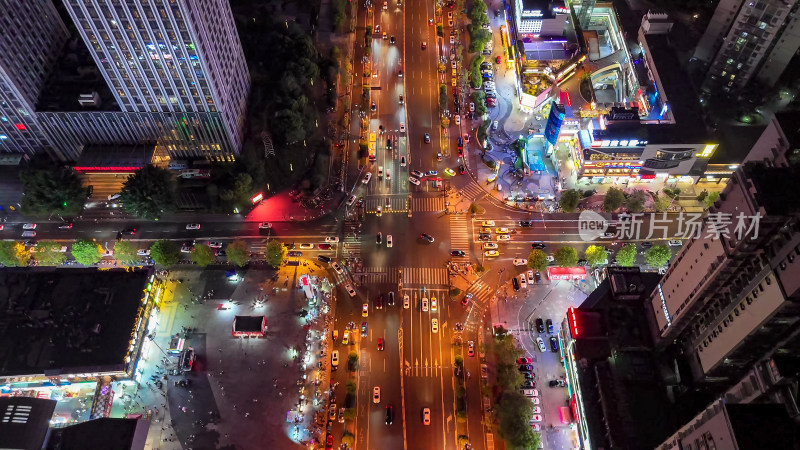 城市十字交叉路口夜景交通内江航拍图