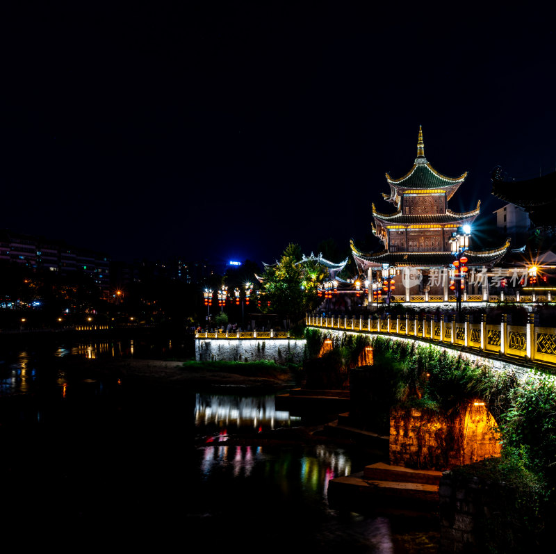 贵州贵阳文昌阁甲秀楼南明河城市建筑夜景