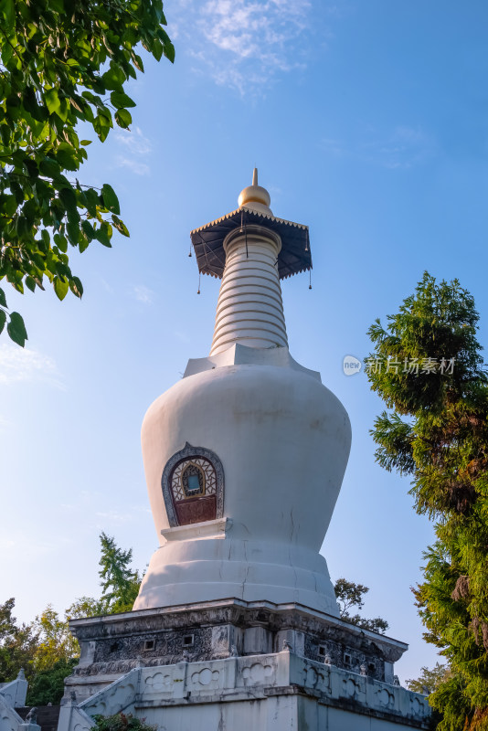 扬州蜀冈-瘦西湖风景名胜区白塔建筑