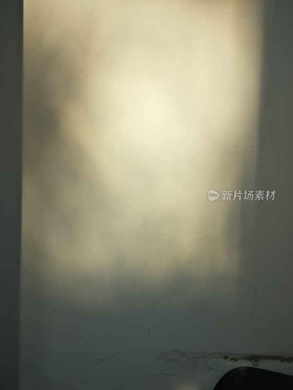 光影斑驳墙面效果